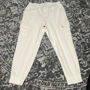 LNWOT Old Navy Active Off white/cream joggers